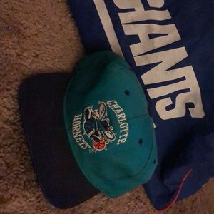 Vintage Charlotte Hornets SnapBack